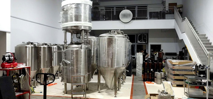 自釀啤酒設(shè)備整套 自釀啤酒設(shè)備整套